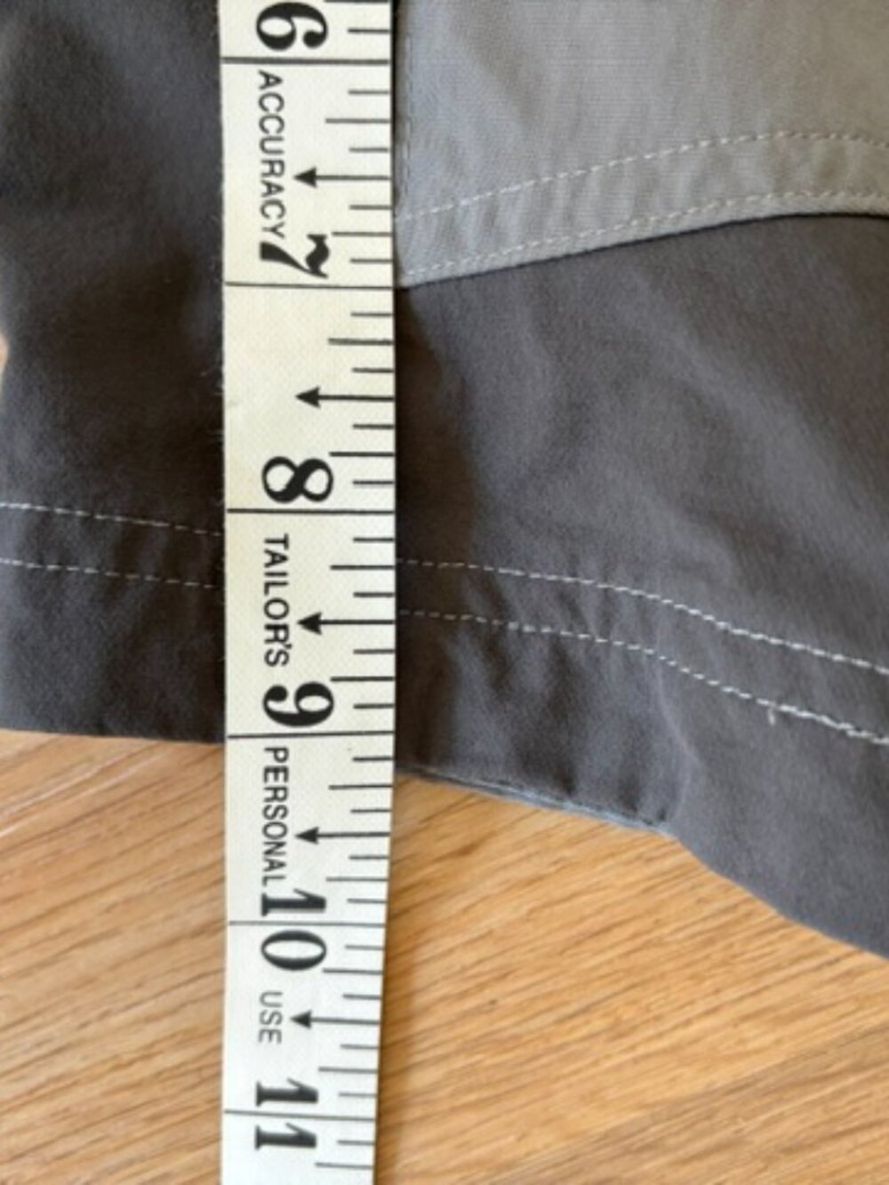 REI Mens Cargo Hiking Shorts Gray Nylon EUC 30 Waist - Picture 3 of 4